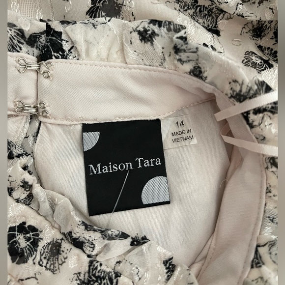 Maison Tara Puff 3/4 Sleeve Dress Size 14 - Picture 11 of 14